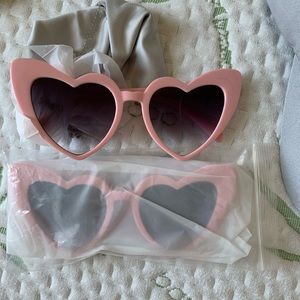 Heart sunnies
